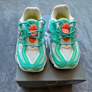 New Balance Teal and Yellow Kids Sneakers